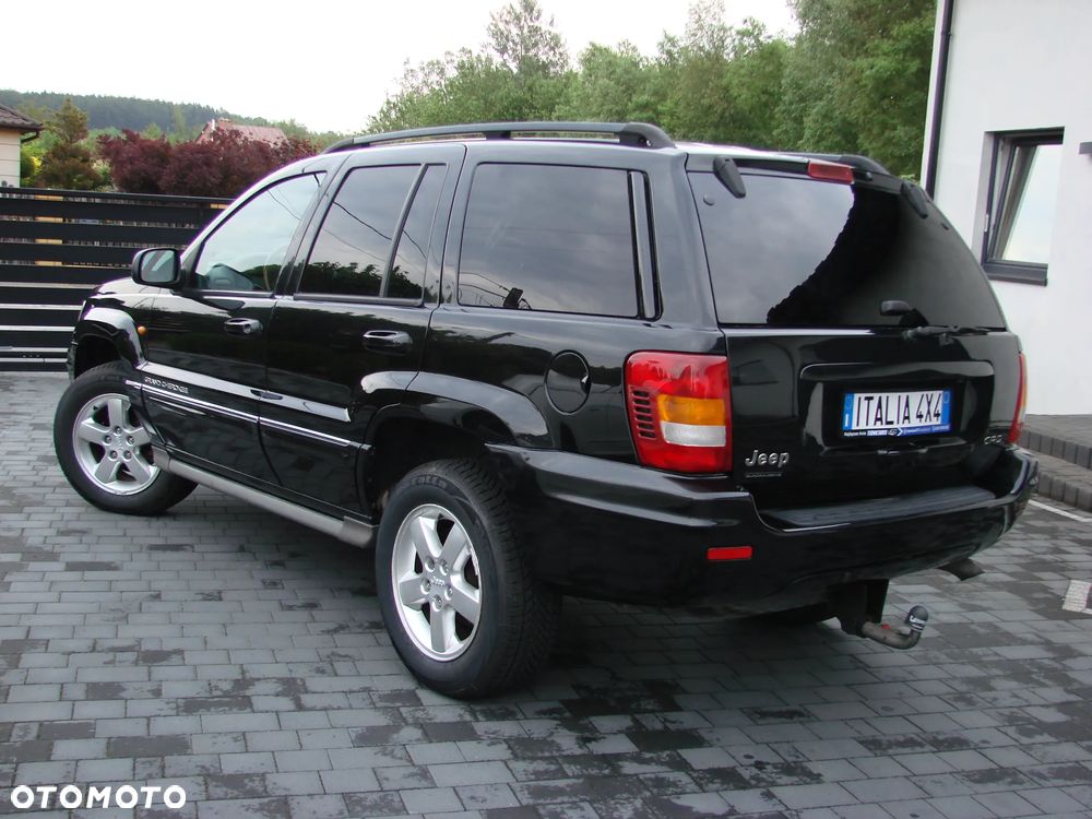 Jeep Grand Cherokee - 11