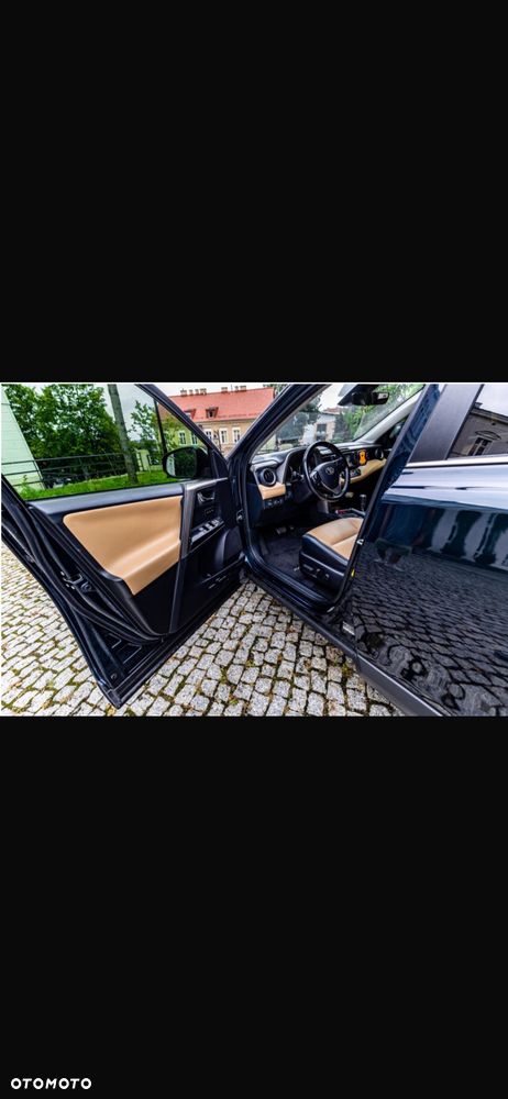 Toyota RAV4 2.0 4x4 Automatik Executive - 9