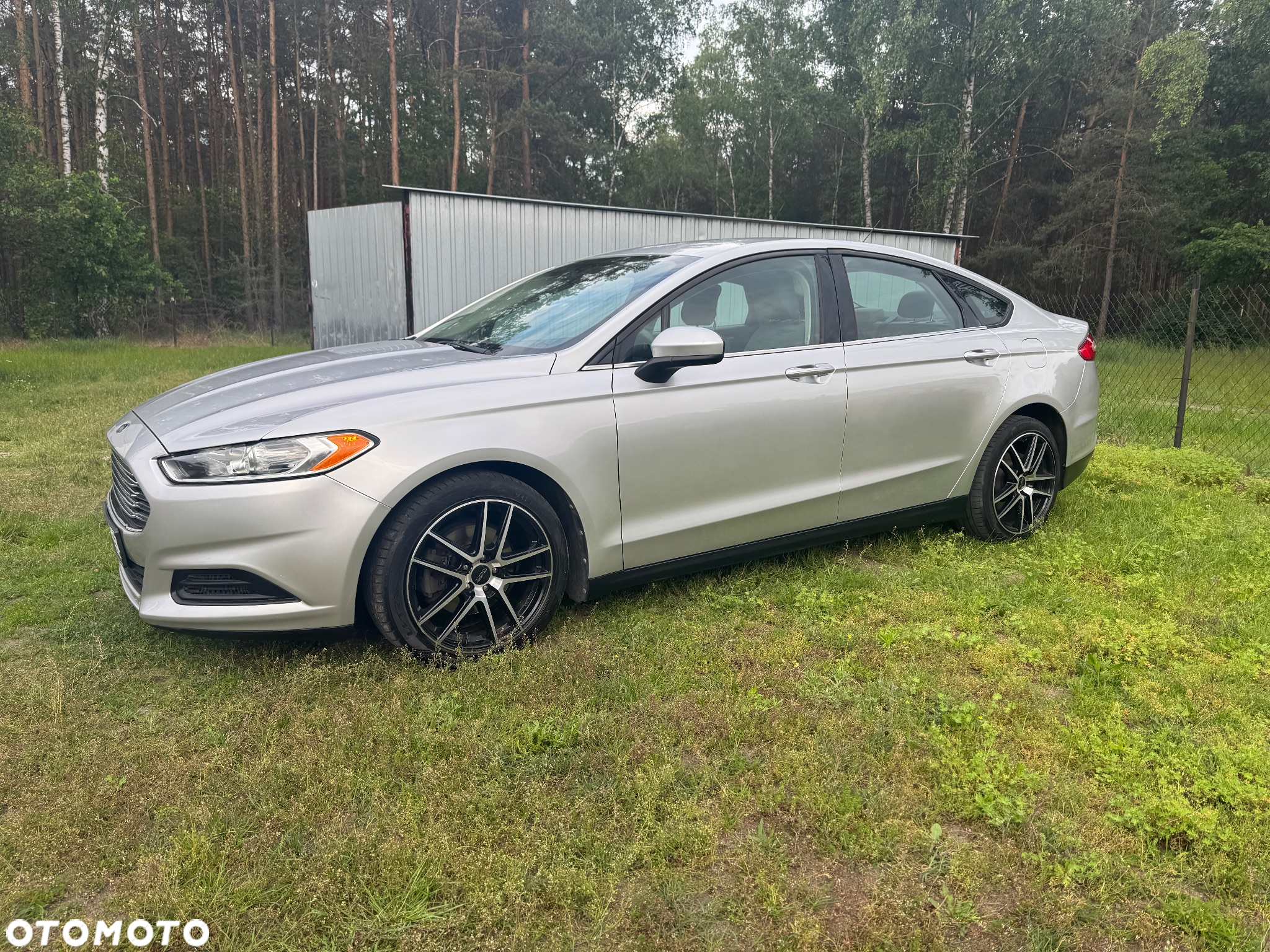 Ford Fusion - 2