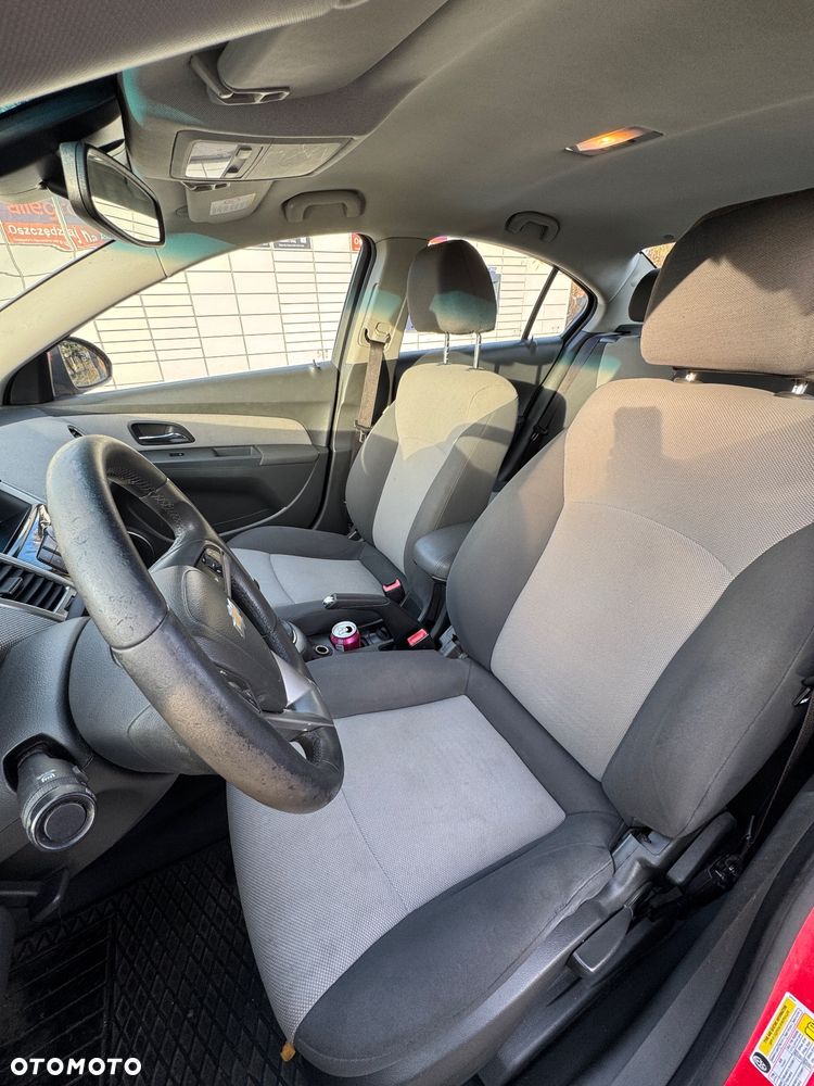 Chevrolet Cruze 1.8 LT - 14