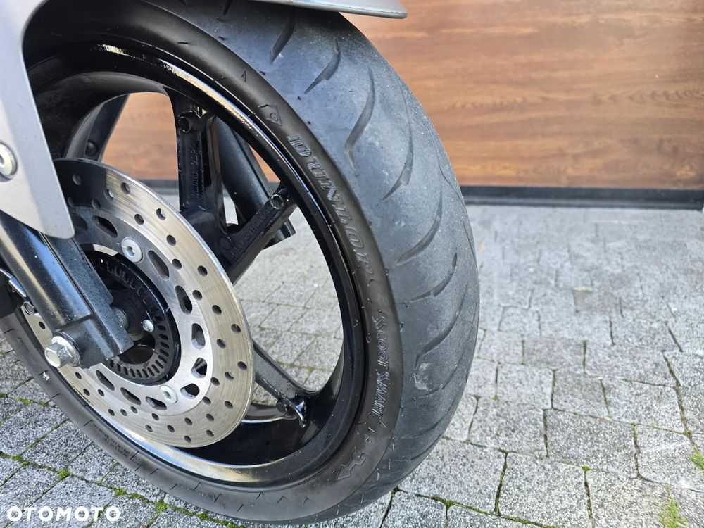 Yamaha NMAX - 7