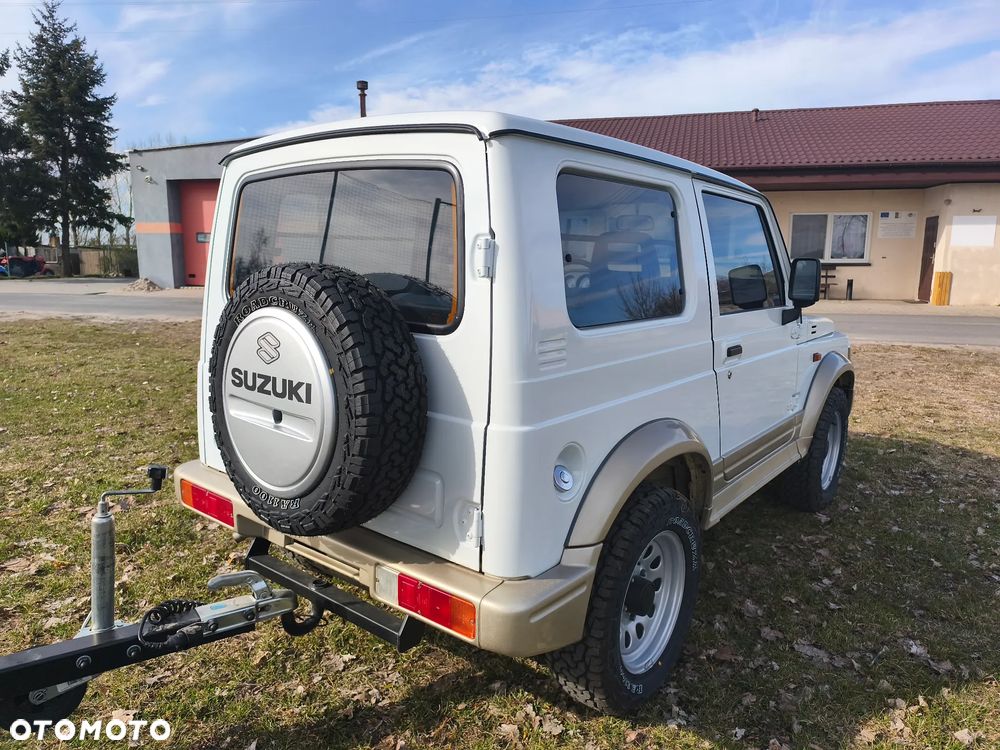 Suzuki Jimny 1.5 Pro - 4