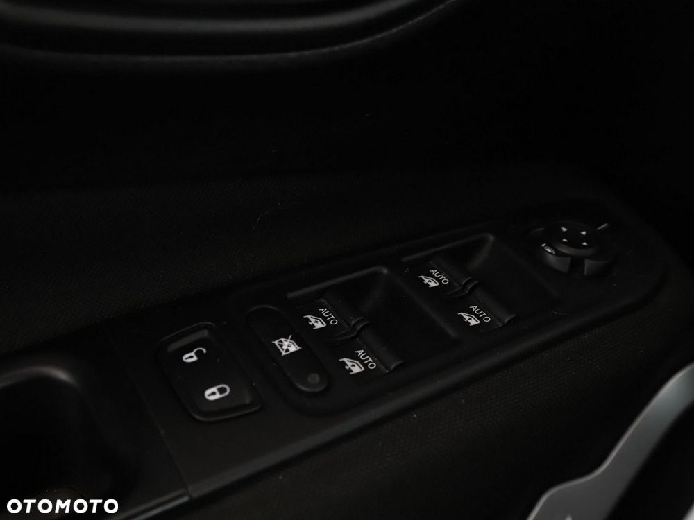Jeep Renegade 1.6 MultiJet Longitude - 33