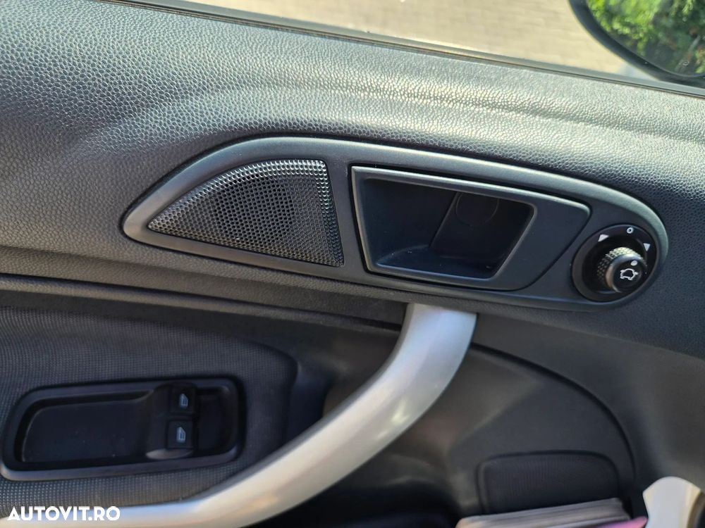 FORD Fiesta 2012 — imagine 8
