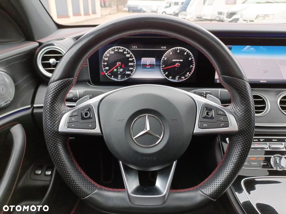Mercedes-Benz Klasa E 43 AMG 4-Matic - 16