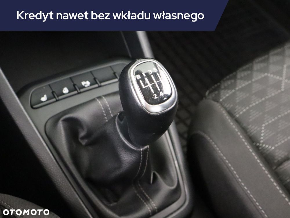 Kia Rio - 15