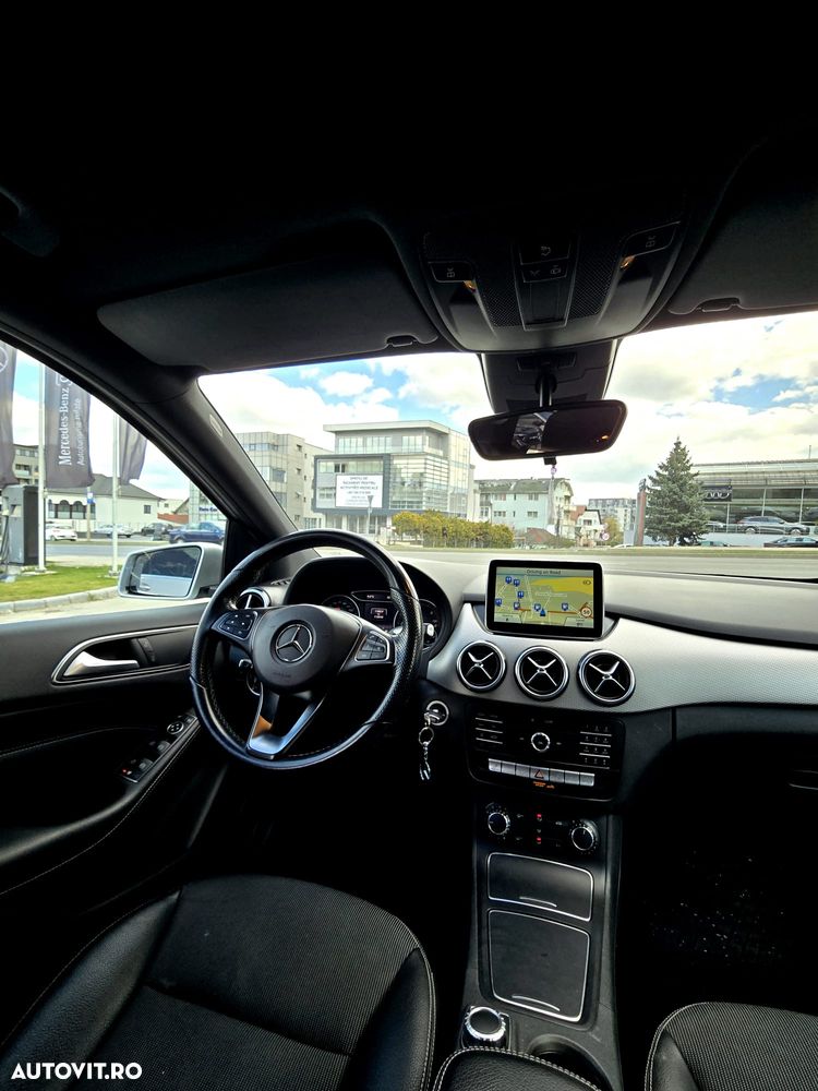 Mercedes-Benz B 180 - 10