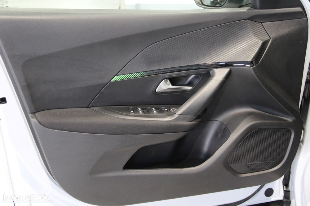 Peugeot 2008 1.2 PureTech Active Pack - 5