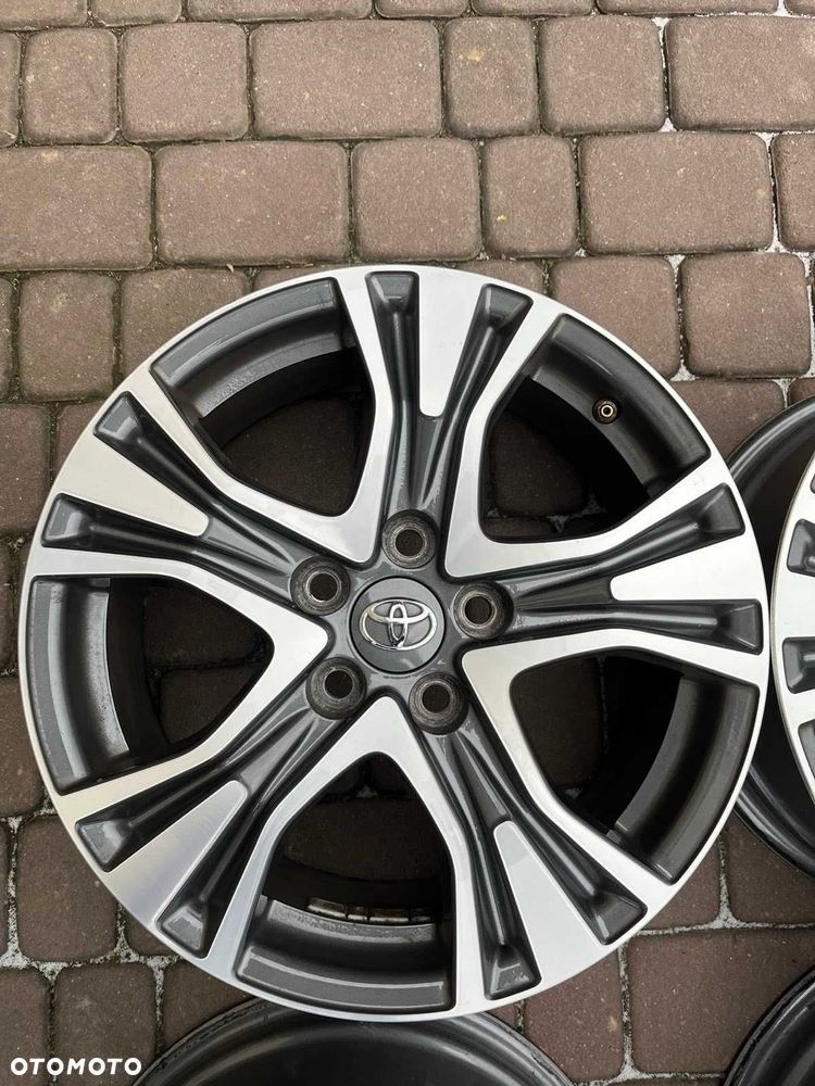 Oryginalne alufelgi Toyota 5x114,3 17 cali CZUJNIKI RAV4 BICOLOR - 9