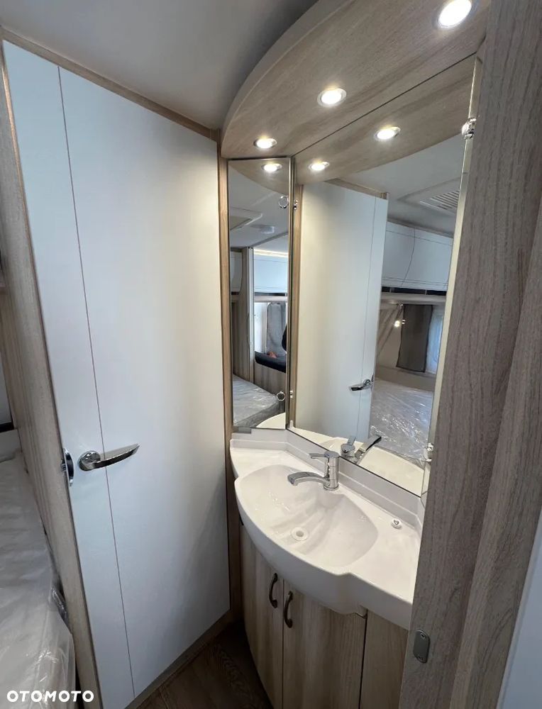 Hobby 400 SFe De luxe - 8