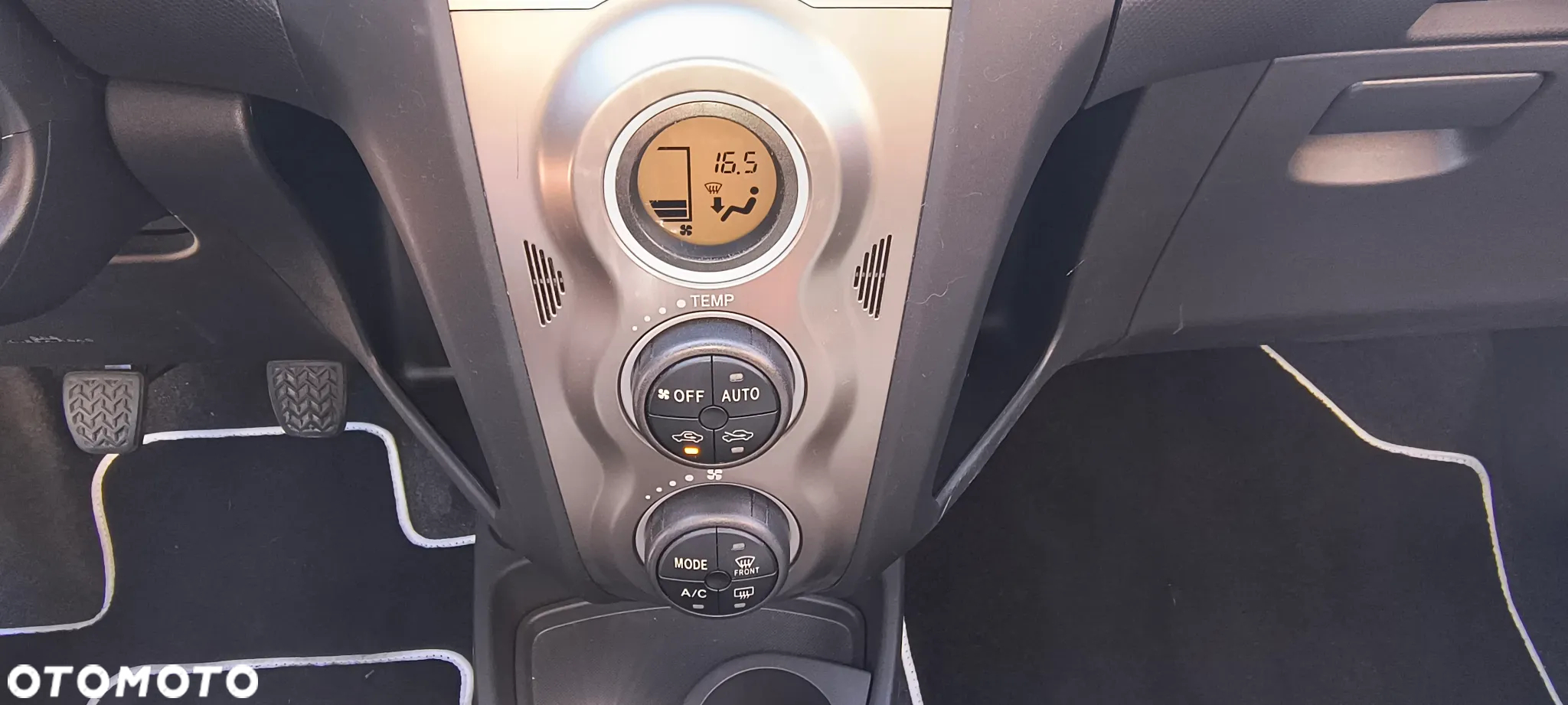 Toyota Yaris 1.33 Luna - 15