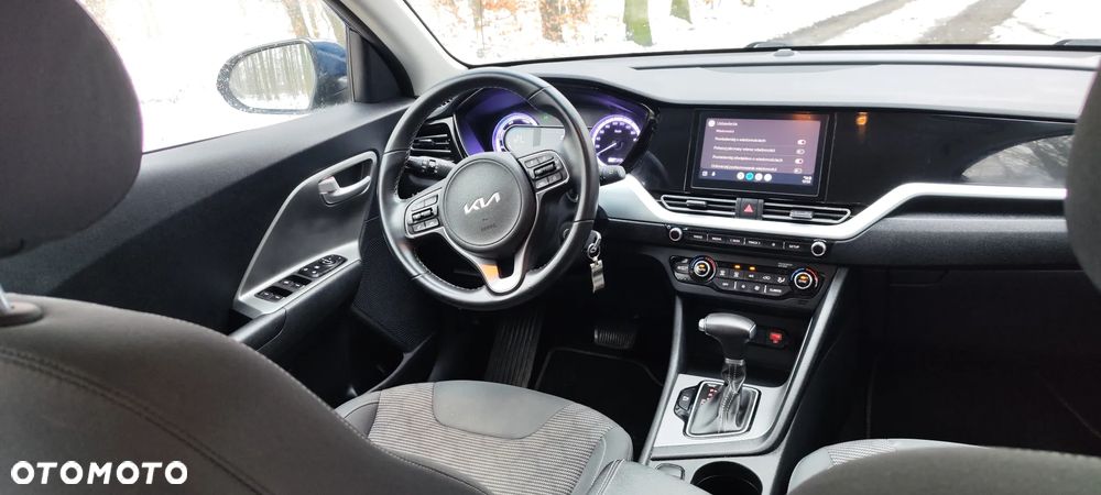 Kia Niro 1.6 GDI Hybrid M - 4
