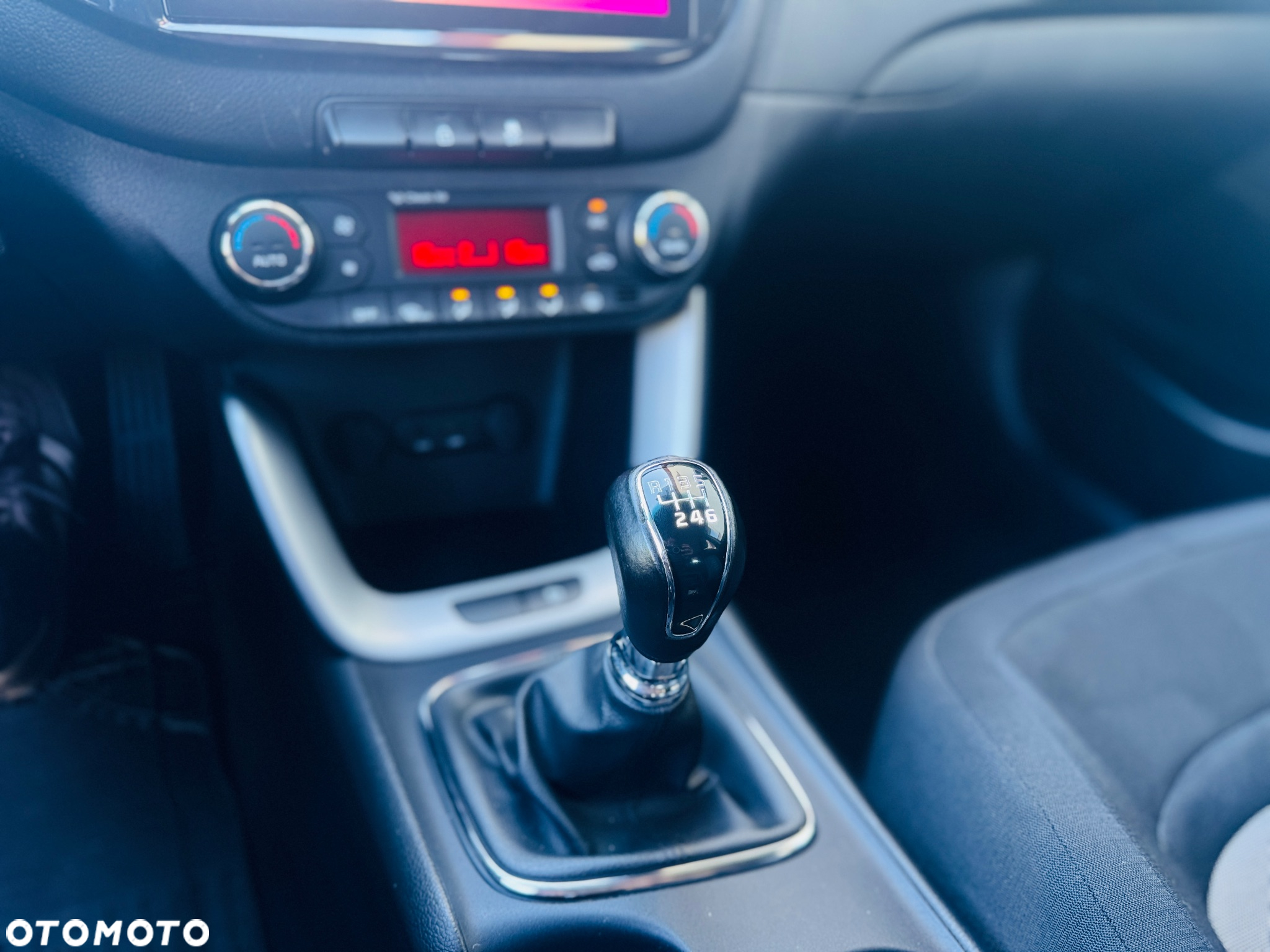 Kia Ceed 1.6 CRDi 128 ISG SW Fifa World Cup Edition - 7