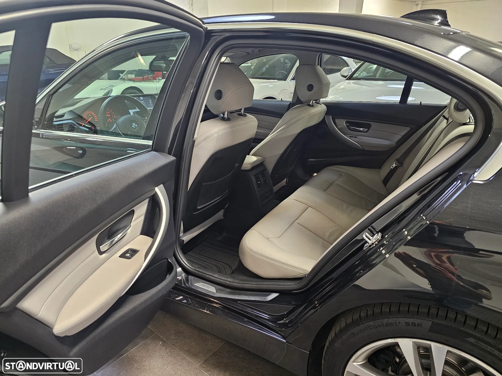 BMW 328 i Auto Line Sport - 21