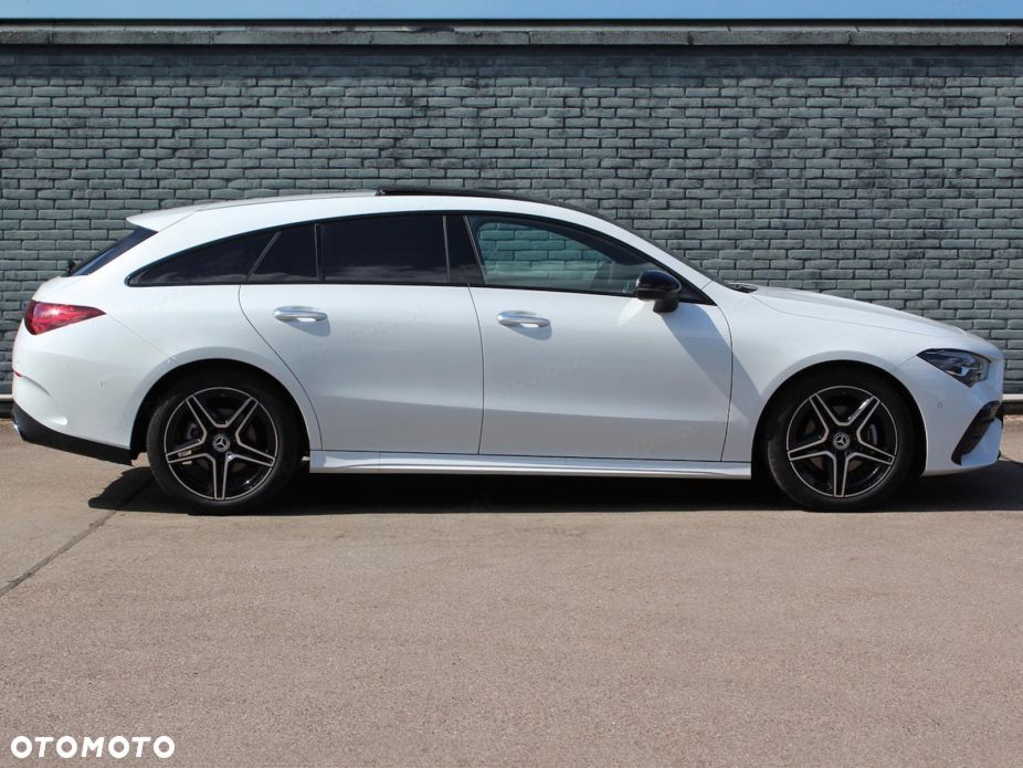 Mercedes-Benz CLA - 4