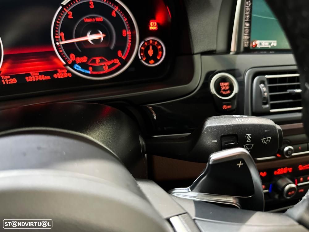 BMW 520 d Pack Desportivo M Auto - 42