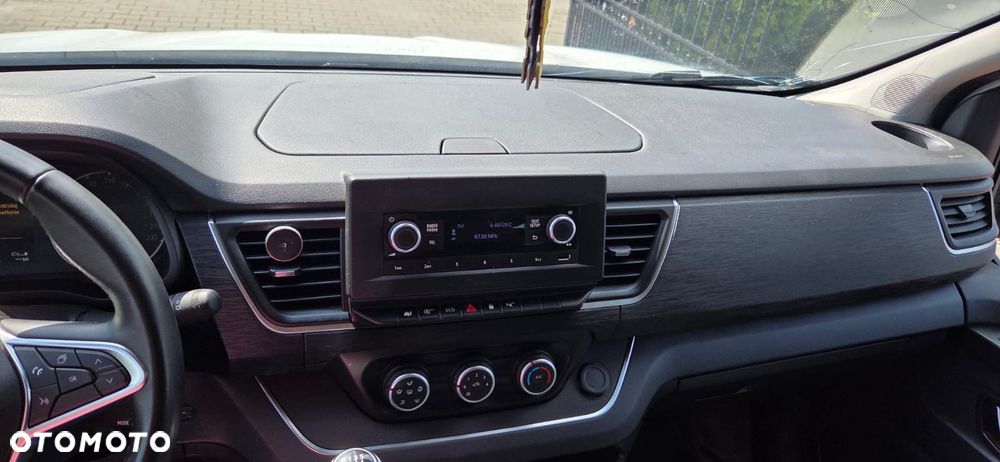 Renault Trafic 2.0 dCi Escapade - 10