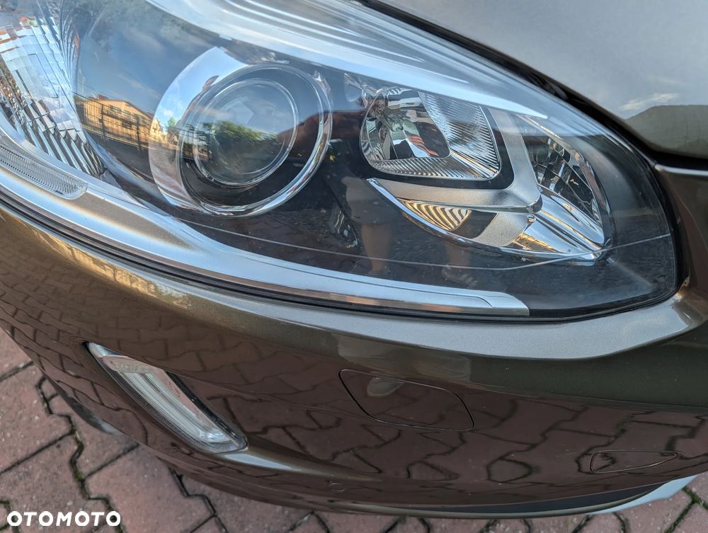 Volvo XC 60 T5 AWD Summum - 11