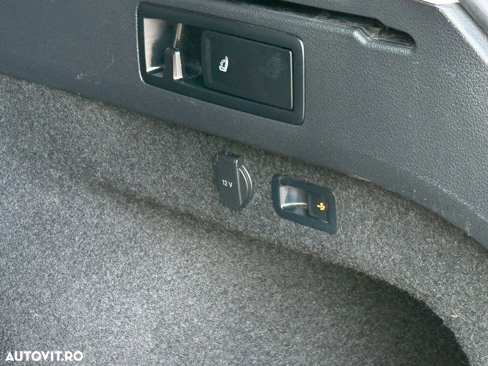 Volkswagen Passat 2.0 TDI SCR DSG Business - 15