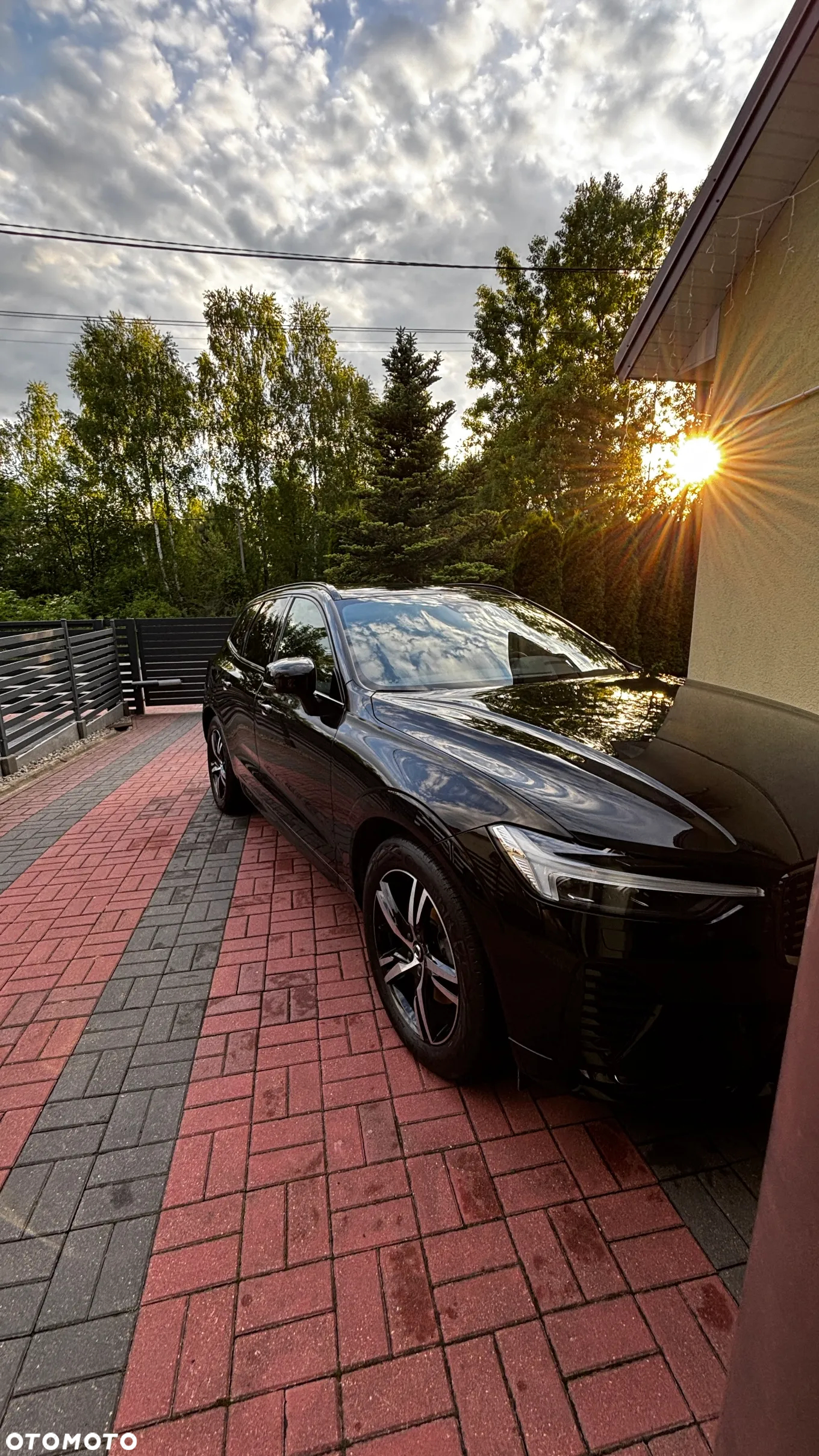 Volvo XC 60 T5 AWD R-Design - 2