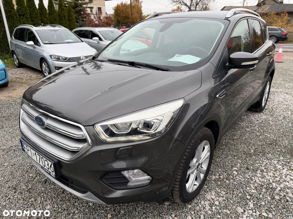 Ford Kuga 1.5 EcoBoost 2x4 Titanium - 10