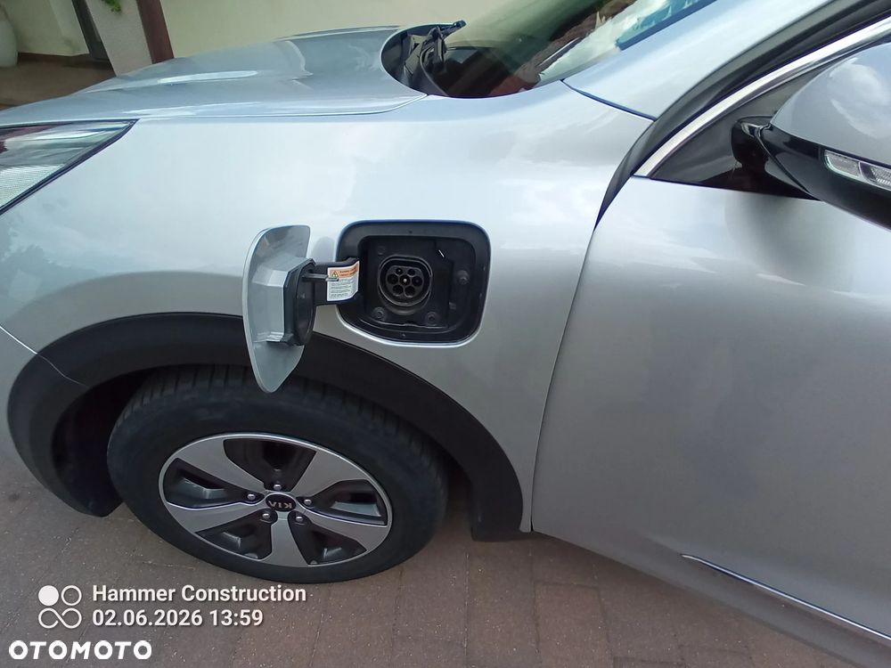 Kia Niro 1.6 GDI Plug-in Hybrid L - 11