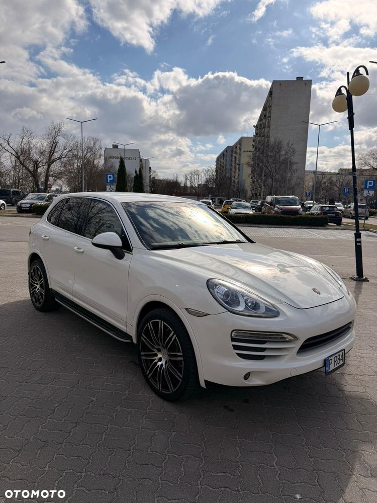 Porsche Cayenne - 2
