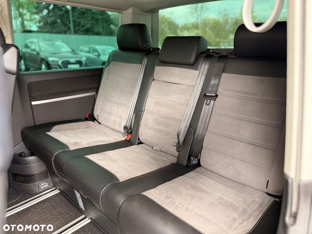 Volkswagen California - 32