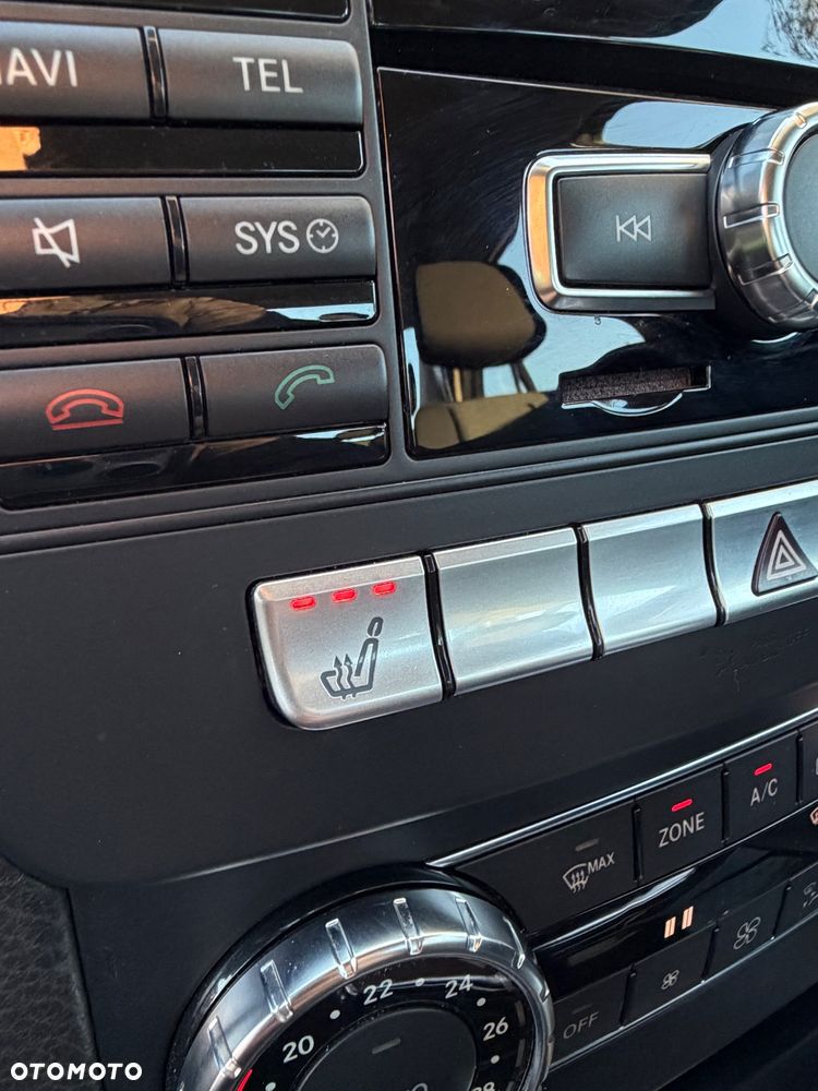 Mercedes-Benz Klasa C 180 BlueEFFICIENCY 7G-TRONIC - 15