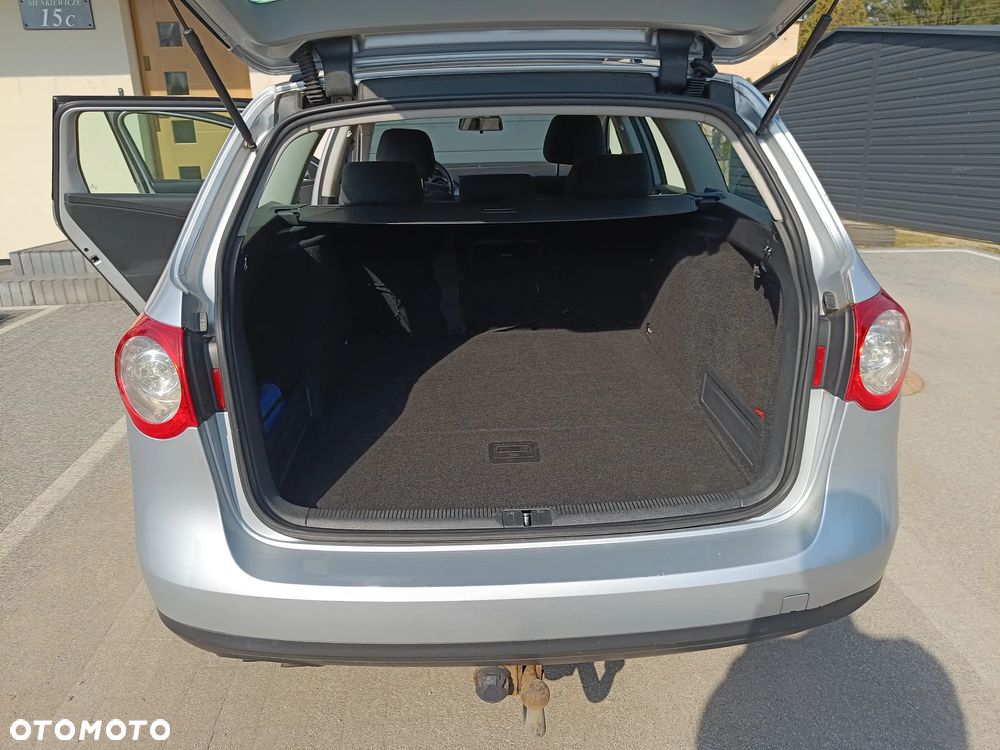 Volkswagen Passat 1.9 TDI Comfortline - 20