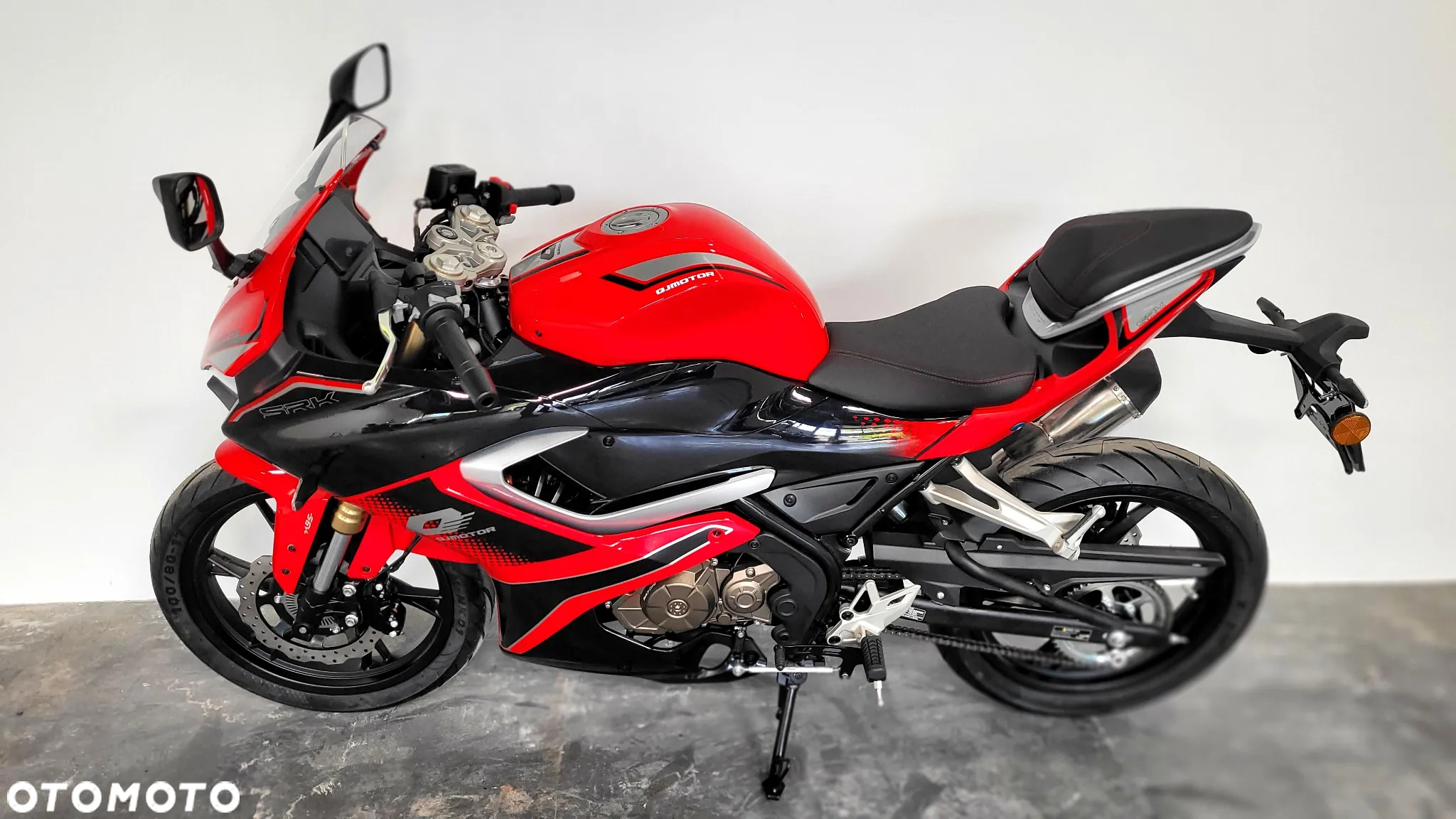 QJMOTOR SRK 125R - 5