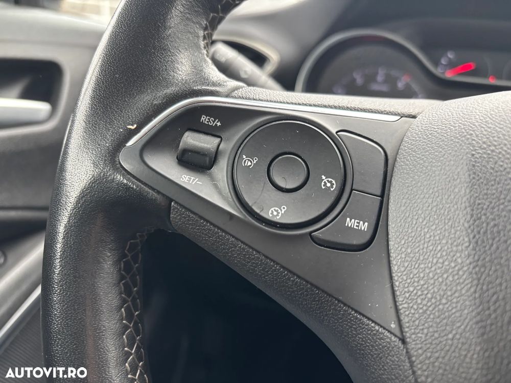 Opel Crossland 1.2 Automatik Enjoy - 17