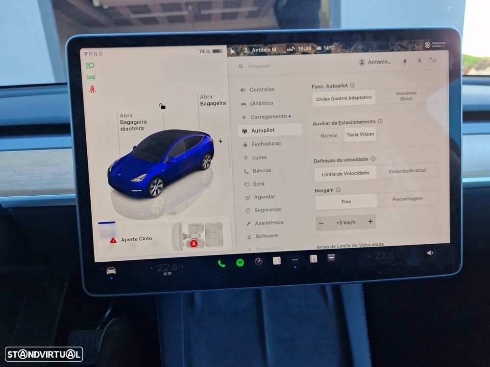 Tesla Model Y Long Range Dual Motor AWD - 22
