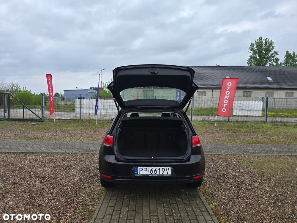 Volkswagen Golf 1.2 TSI BMT Trendline - 11