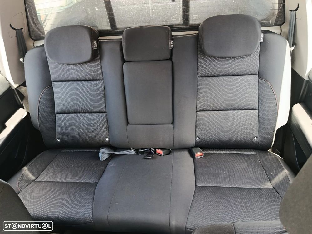 SsangYong Actyon 2WD Crystal - 16