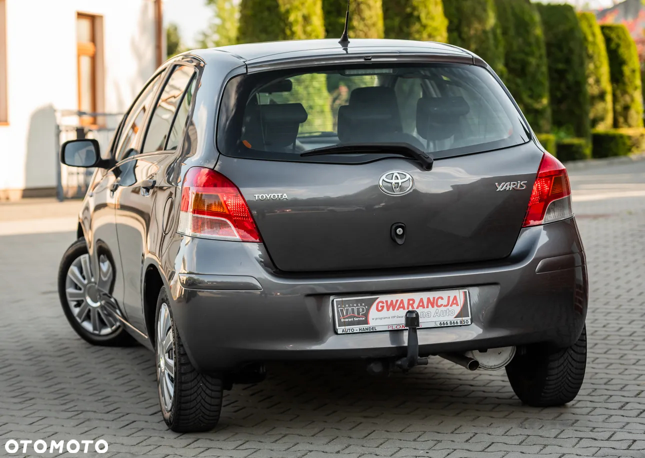 Toyota Yaris - 8