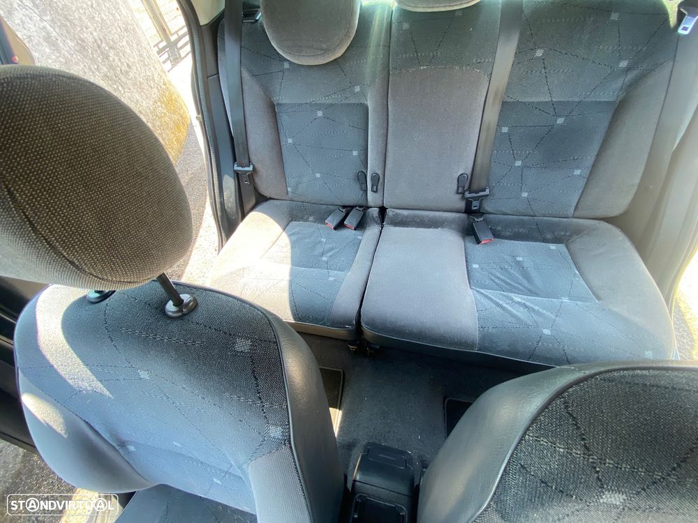 Citroën Xsara 1.4i SX - 16