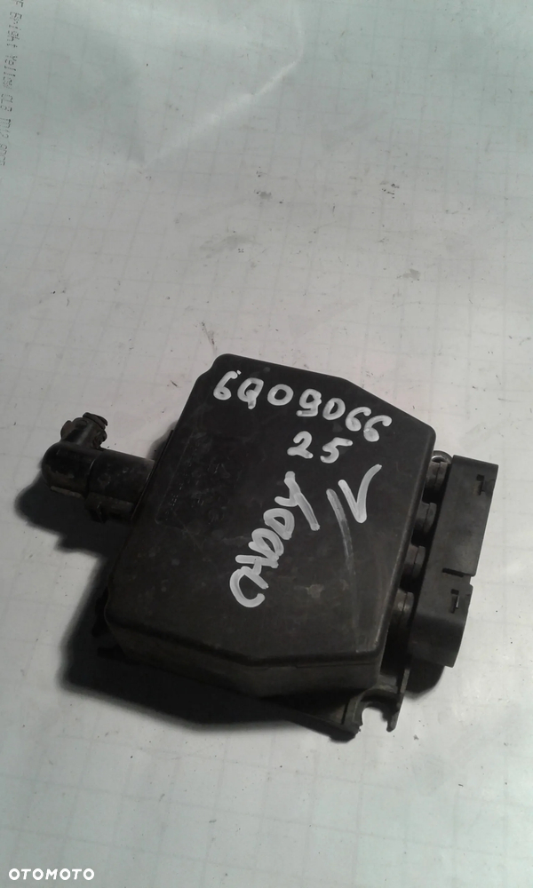 SKODA OCTAVIA II 08r zawor magnetyczny 6Q0906625