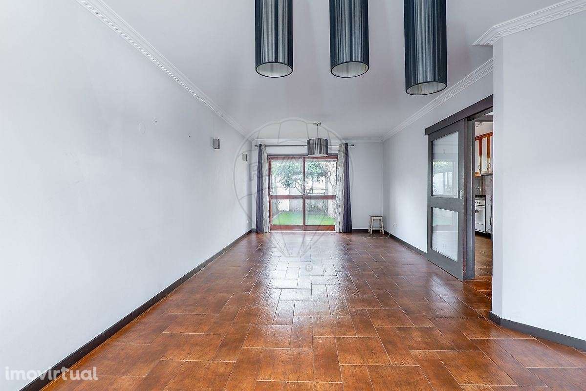 MORADIA T3 - SENHORA DA HORA, MATOSINHOS - Grande imagem: 3/21