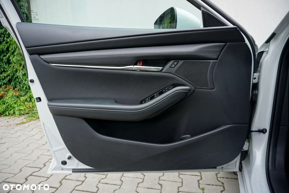 Mazda 3 2.0 mHEV Centre-Line - 10