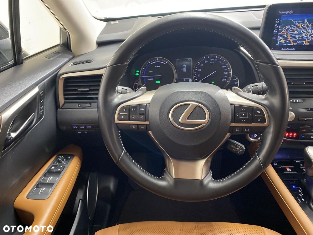 Lexus RX 450h Omotenashi - 13