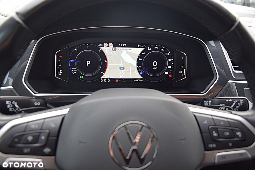 Volkswagen Tiguan 2.0 TDI SCR DSG R-Line - 22