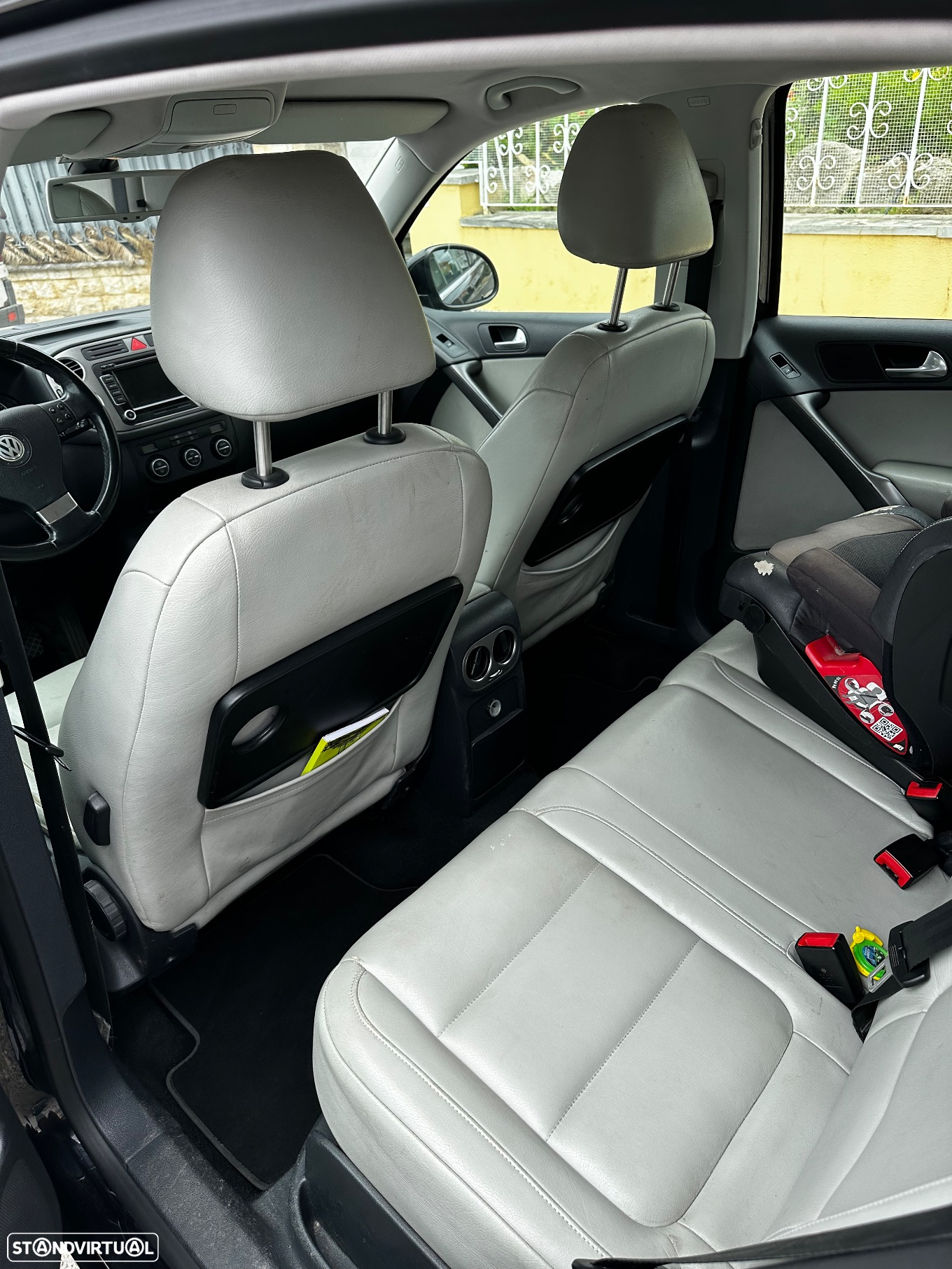 VW Tiguan 2.0 TDI Sport 4Motion DSG - 8