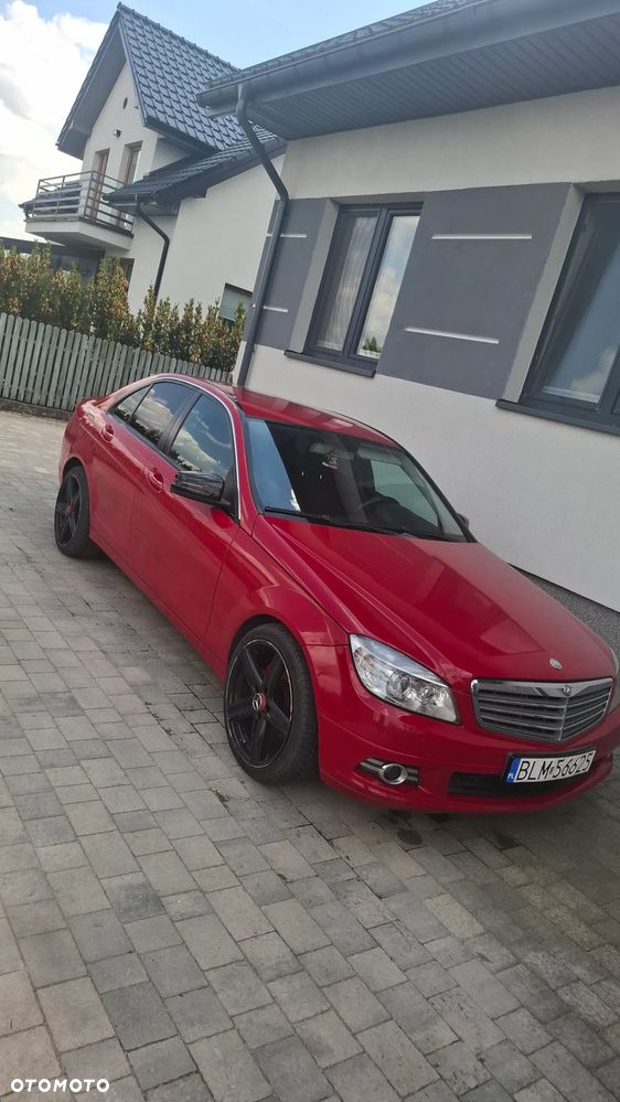 Mercedes-Benz Klasa C 250 CDI BlueEff Avantgarde - 1