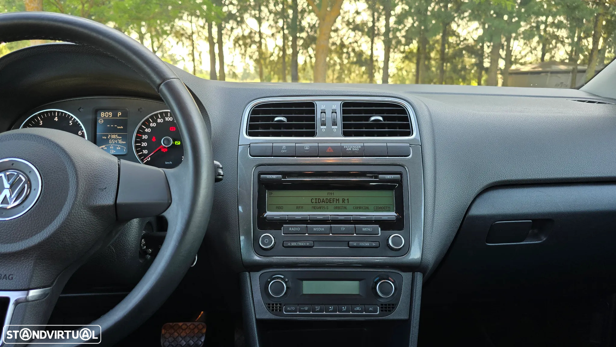 VW Polo 1.4 Highline DSG - 20