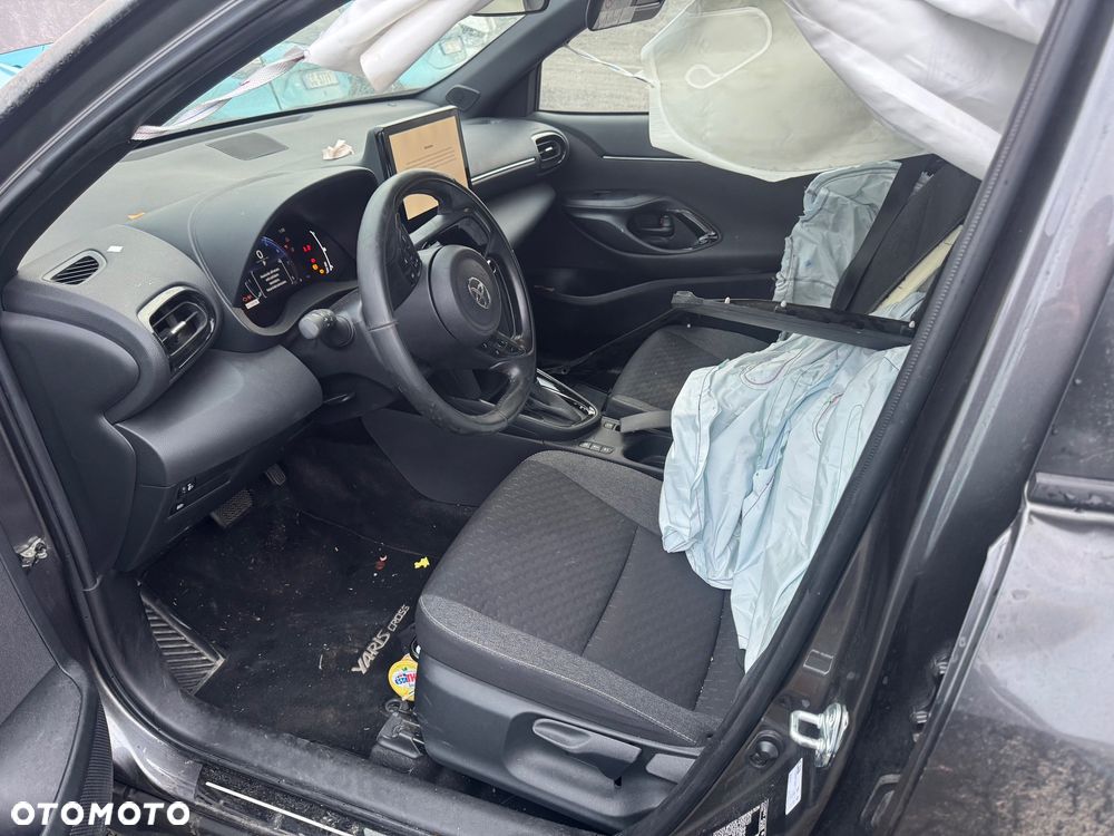 Toyota Yaris Cross Hybrid 1.5 Comfort - 18