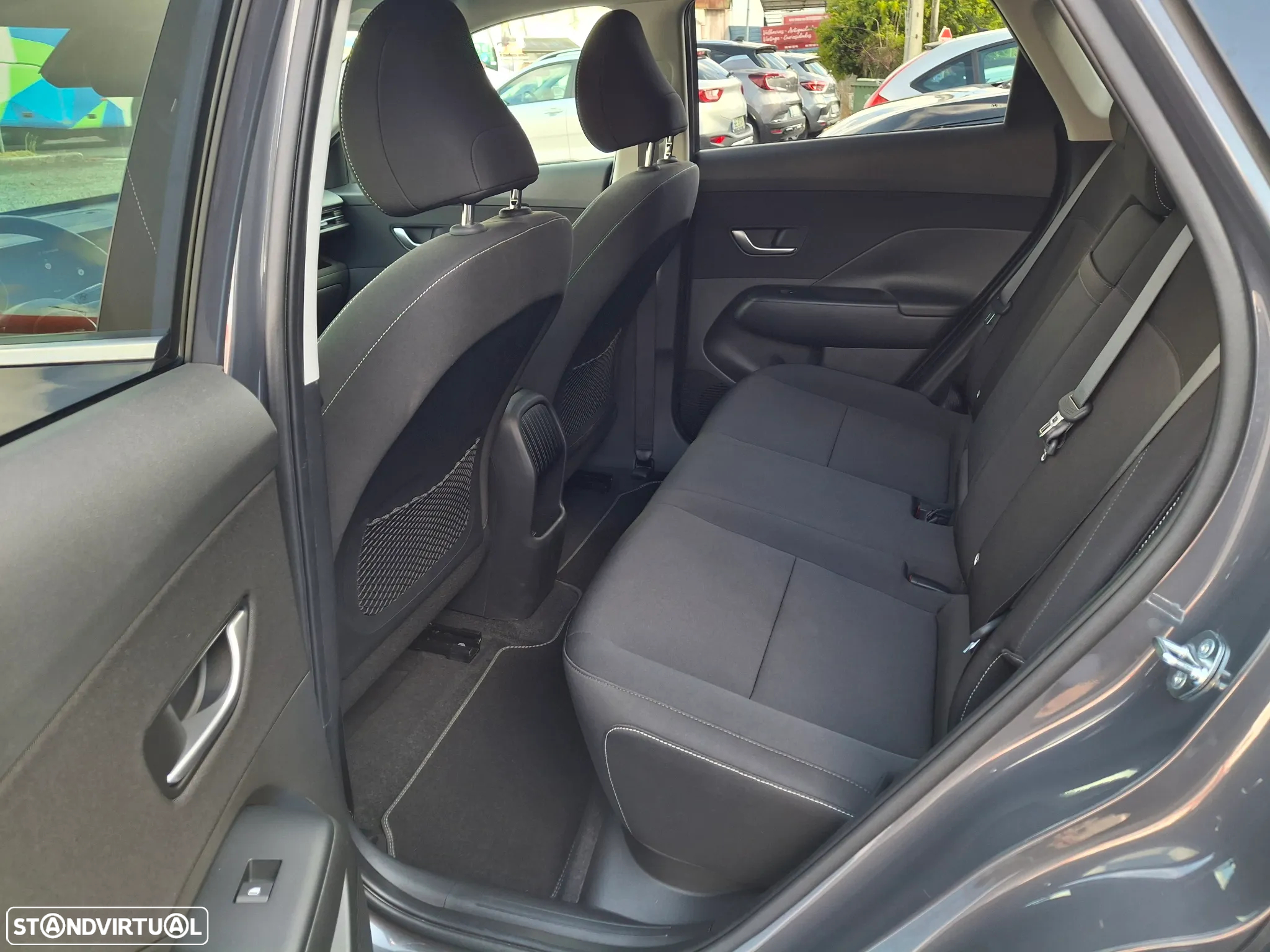 Hyundai Kauai EV 48.4 kWh Premium (TT) - 6