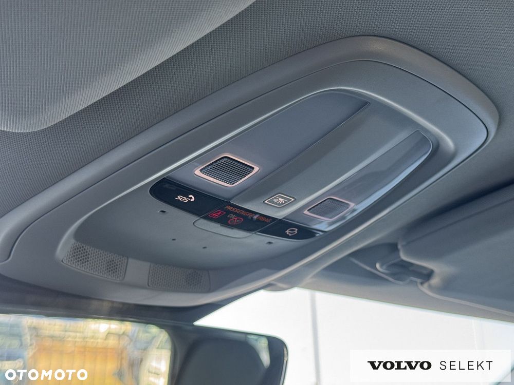 Volvo XC 90 - 40