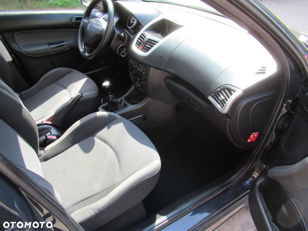 Peugeot 206 plus 60 - 22