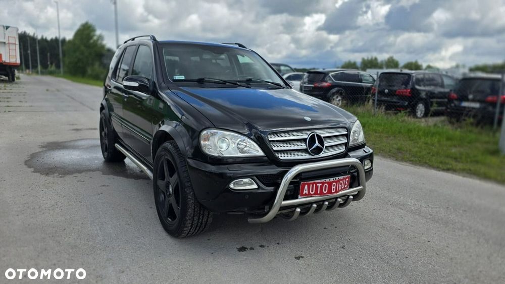 Mercedes-Benz ML - 8